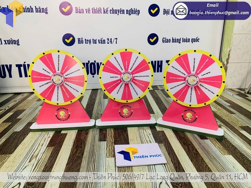 Vòng quay để bàn sự kiện mini thiết kế nhỏ gọn, thu hút khách hàng