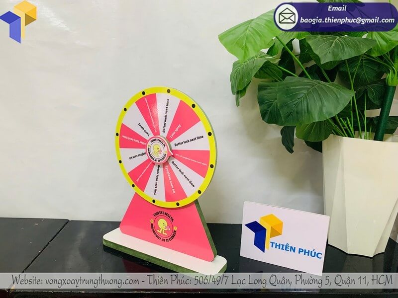 Vòng quay để bàn sự kiện mini được in logo thương hiệu theo yêu cầu