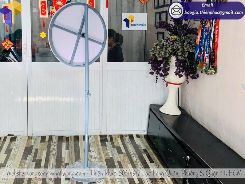 Xưởng sản xuất vòng quay trúng thưởng khách hàng