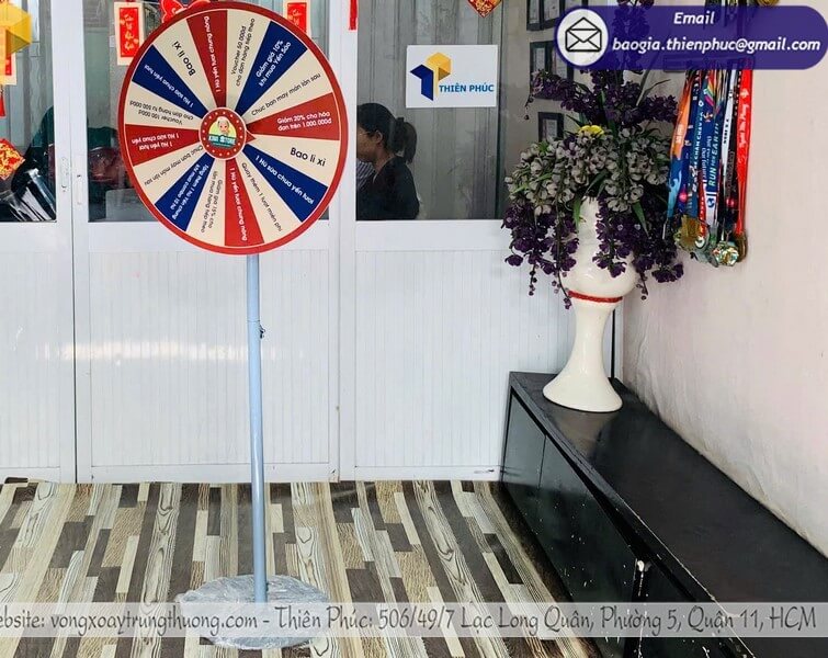 Vòng quay trúng thưởng khách hàng giá rẻ tận xưởng